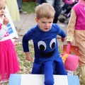 When your little brothers Octopus costume has a glitch.