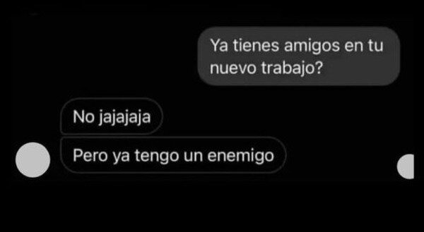 siempre villano, nunca héroe - meme