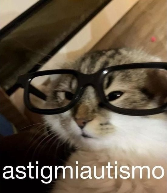meme de astigmatismo