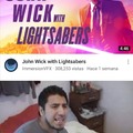 Jhon wick con un Sable de luz  WTF