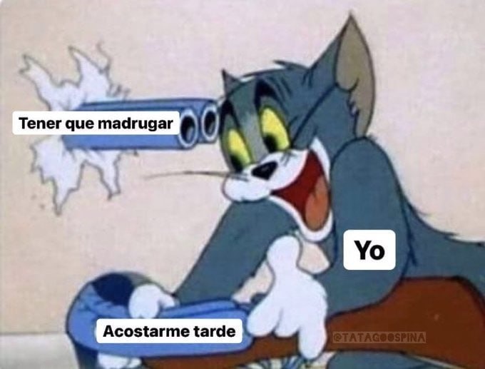 yo vs el despertador - meme