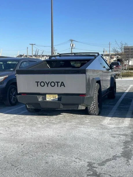 El nuevo coche de Toyota, os mola? - meme