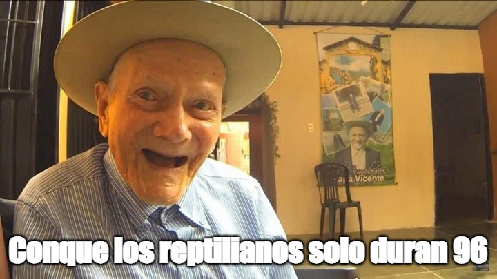 Pérez Mora y sus 113 años - meme