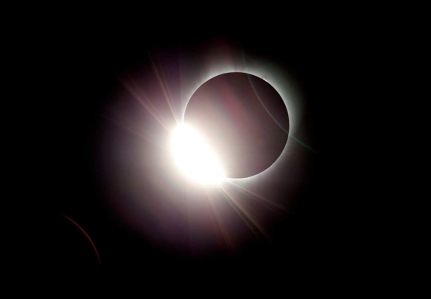 Total Solar Eclipse 2017. Shot from Salem, Oregon. - meme
