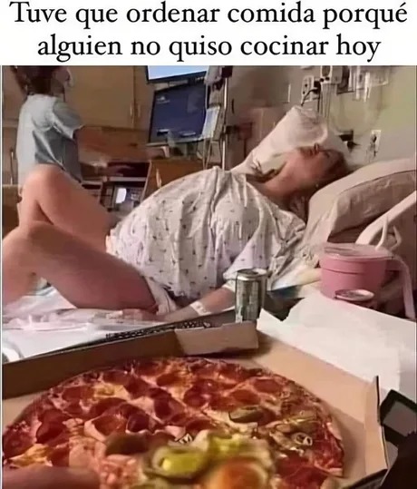 Nacimiento y pizza - meme
