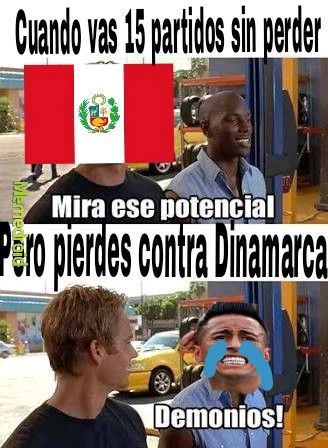 Peru vs Dinamarca - meme