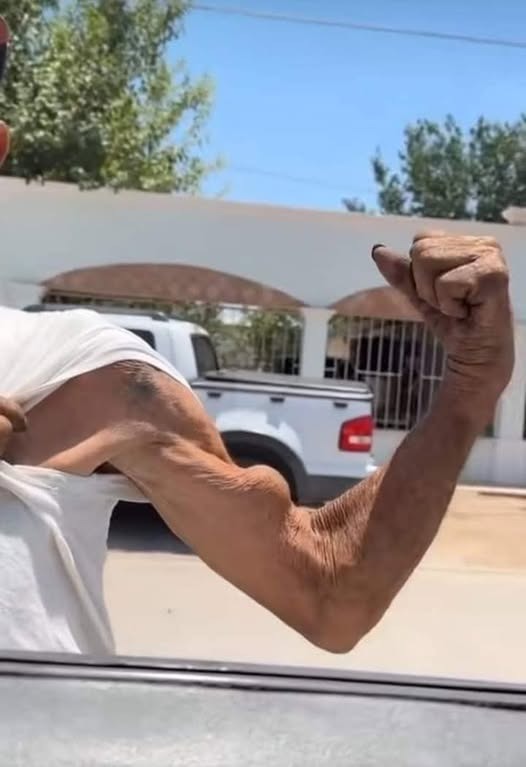 Musculo - meme