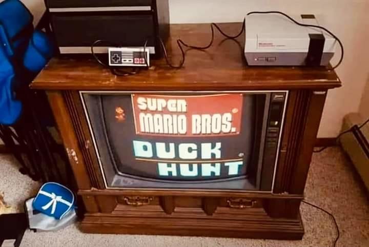 Used to play my big sister's nes on a TV just like this! - meme