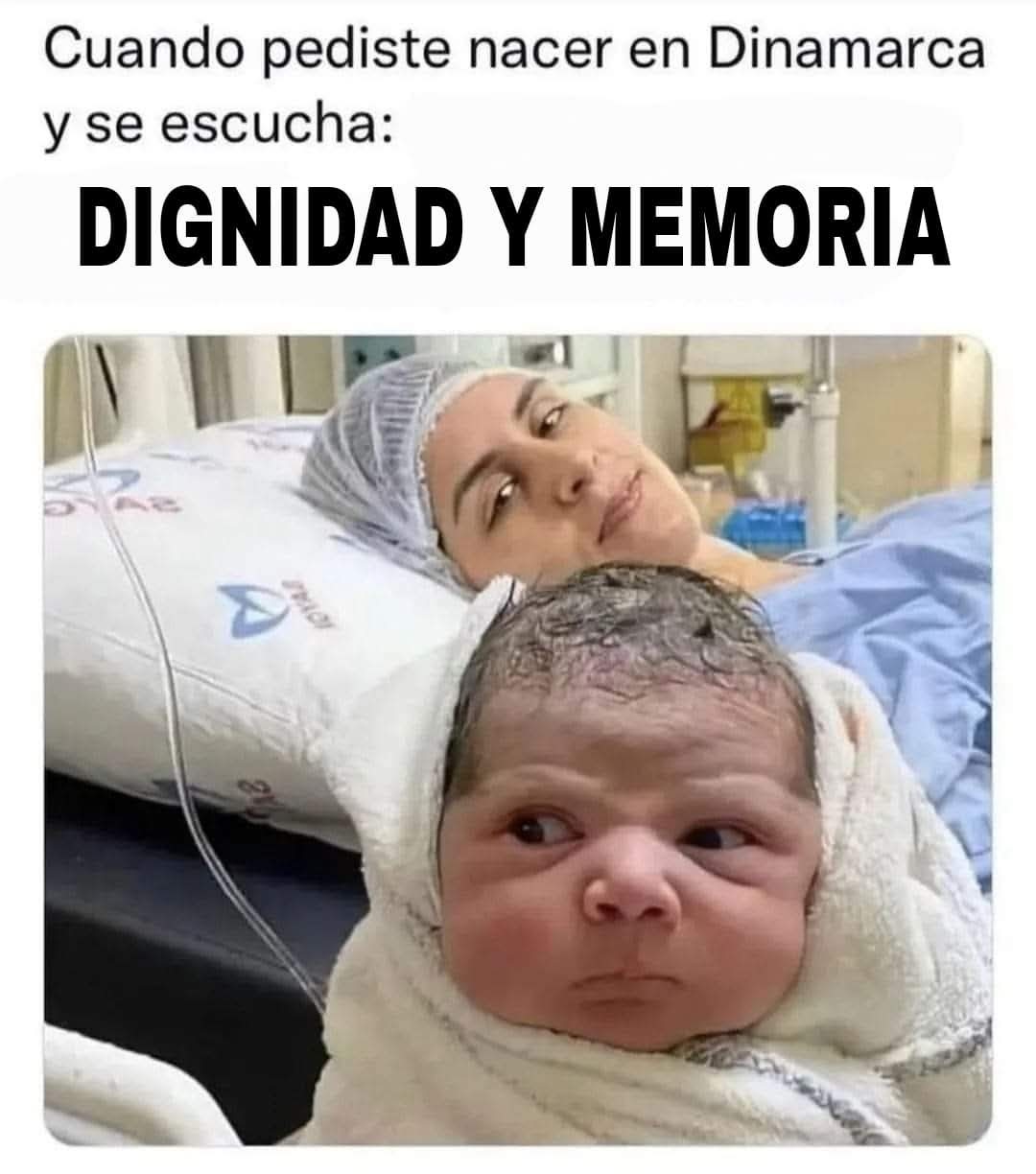 Lo que le paso a la autora :sadtroll: - meme
