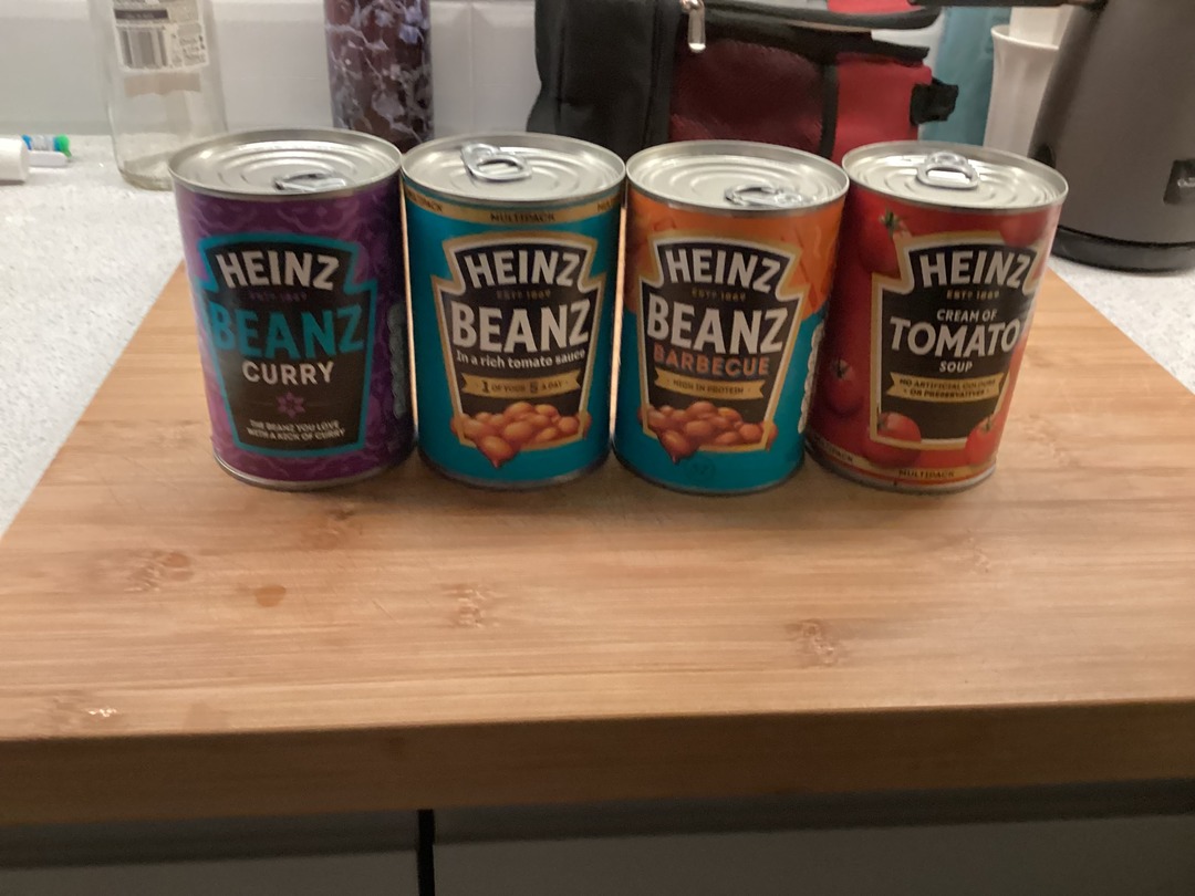 You can’t tell me I’m not a Heinz beans fan. - meme