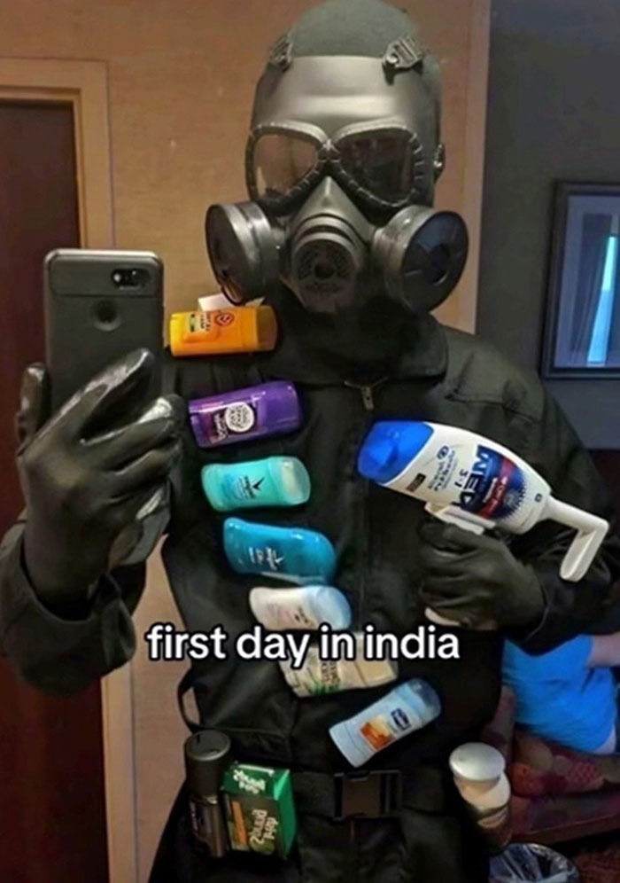 Primer día en la india - meme