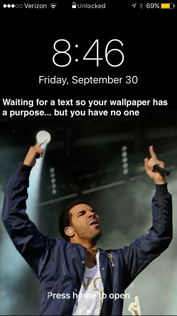 feeling dumb for changing my lock screen - meme