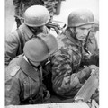The picture shows german paratroopers