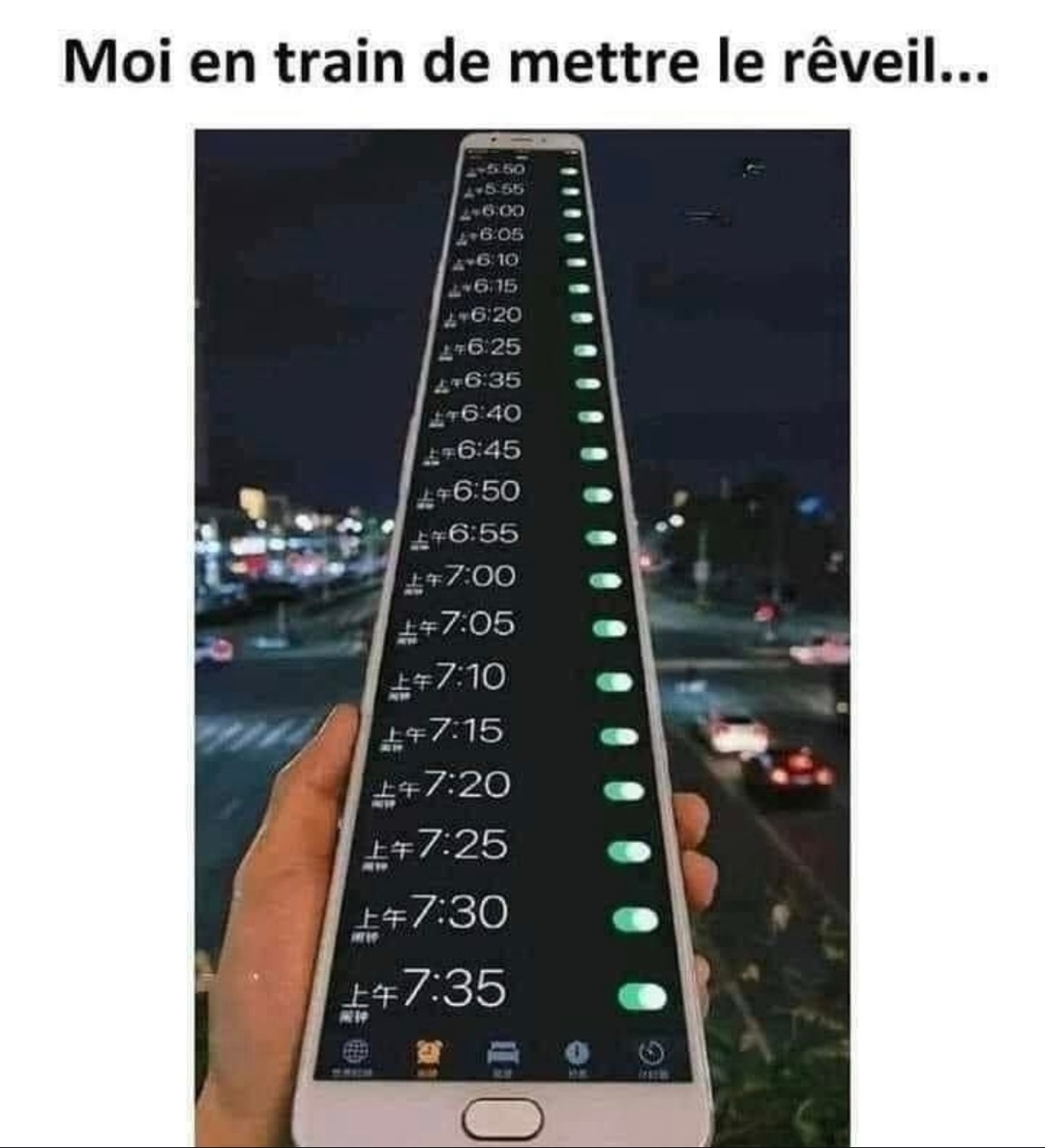 Mettre 47 réveils pour être sûr de ne pas me lever quand même - meme